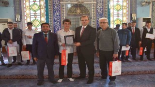 Genç Hatipler Salihlide yarıştı