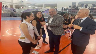 Genç Kızlar Voleybol Müsabakaları tamamlandı