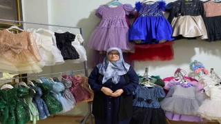Giyemediği gelinlik içinde ukde oldu, şimdi diktiği gelinlikler çocukları mutlu ediyor