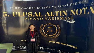 GKVli Ceyda Sayar piyanoda Türkiye birincisi