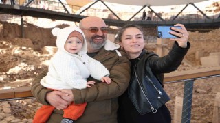 Göbeklitepe kış aylarında da ziyaretçi akınına uğruyor