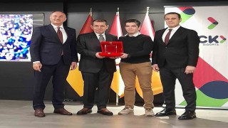 GSYİADdan İHAya ödül