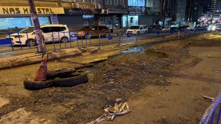 Güngörende İSKİnin çalışması sırasında aynı yol ikinci kez çöktü