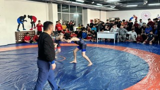 Hakkaride 3 bin 800 öğrenci, Gençlik ve Spor İl Müdürlüğünün kurslarında eğitim alıyor