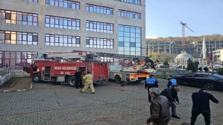 Hastanede çıkan yangın kısa sürede söndürüldü