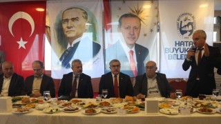 Hatay Büyükşehir Belediye Başkanı Öntürk Vatandaşlarla Buluştu