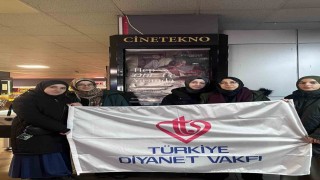 “Hep Otuz Üç Yaşında” Erzurumda izleyici ile buluştu