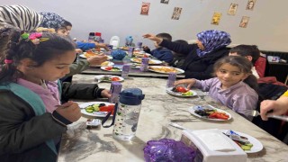 Hisarcıkta özel öğrenciler kahvaltıda buluştu