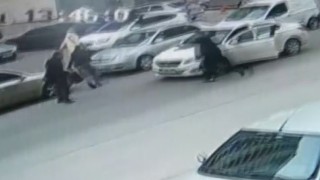 Husumetlisini sokak ortasında böyle vurdu
