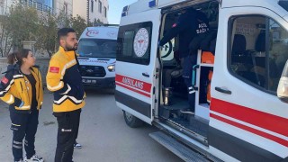 İki kardeş arasında bıçaklı kavga: 1 yaralı