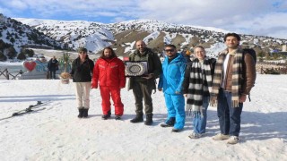 İngiltereden Ergan Kayak Merkezine gelenler davul zurnayla karşılandı