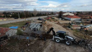 İnönüde kilitli parke taşı çalışmalarına devam ediliyor
