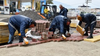 İskender Türkmen Caddesi’nde Yenileme Çalışmaları Hız Kesmeden Devam Ediyor