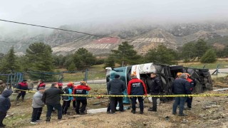 Ispartada feci otobüs kazasında can pazarı: 1 ölü, 24 yaralı