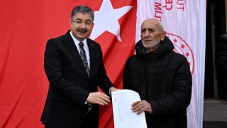 Issızca Köyü’nde 14 Köy Konutunun Anahtarları Teslim Edildi