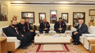 İzcilerden Başkan Sekmene ziyaret