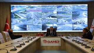 İzmir Valisi Elban: “Yeni yıl için 15 bin 124 personelimiz sabaha kadar görev yapacak”