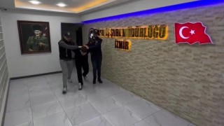 İzmirde trafikte tartıştığı kişiyi bıçakla yaralayan şahıs tutuklandı