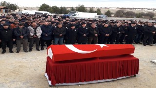Jandarma Astsubay Çavuş Erkan Duman memleketi Kütahyada toprağa verildi
