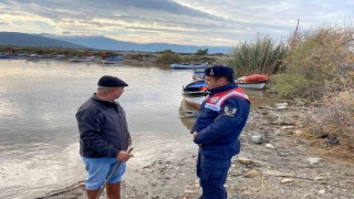 Jandarma Bafa Gölünde denetimlere devam ediyor