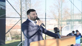 Kağıthanede Abide-i Hürriyet Spor Sahası açıldı