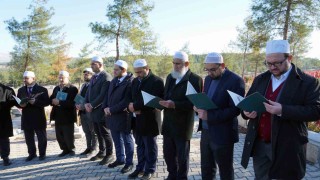 Kahramanmaraşta deprem şehitleri anısına bin bir hatim