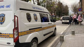 Kalbinden tek kurşunla vurulmuş halde bulunan kadın erkek arkadaşına not bırakmış