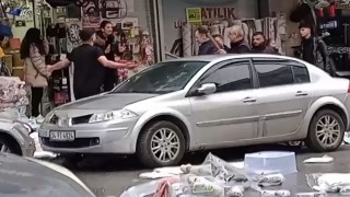 Kasiyerle tartıştı, bıçakla iş yerini basıp 2 kişiyi yaraladı