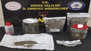 Kavanoz ve kira sözleşmesinin içinden uyuşturucu çıktı