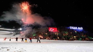 Kayak merkezlerinde en fazla kar kalınlığı 88 santimetreyle Erganda ölçüldü