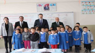 Kaymakam Karaliden okul ziyaretleri