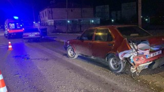 Kazaya karışan sürücü, aracı ile yaralıyı olay yerinde bırakarak kaçtı