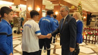 Kemerde futbolculara motivasyon yemeği