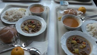 Kent Lokantasında 4 kap yemek 70 liradan satılırken, ilk günlerde yoğun ilgi oldu