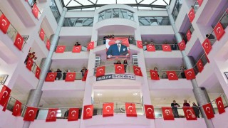 Kepezde mesai müzikle başlıyor
