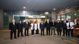 Kocaeli Valisi İlhami Aktaş, patlamada yaralananları hastanede ziyaret etti
