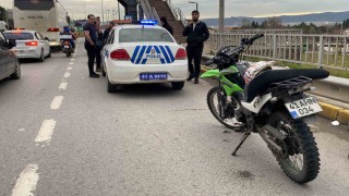 Kocaelide 4 aracın karıştığı kazada 2 motosiklet sürücüsü yaralandı