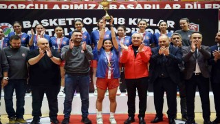 Kocagözden şampiyonlara özel tebrik