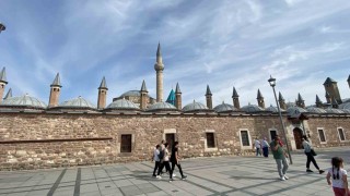 Konya Mevlana Müzesi, 2024te 2 milyon 634 bin 355 kişi tarafından ziyaret edildi