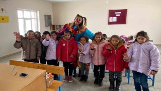 Köy okullarında Umutlu Yarınlar Derneğinden anlamlı destek
