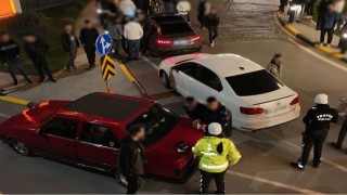 Küçükçekmecede modifiye denetimi: 40 araç trafikten men edildi