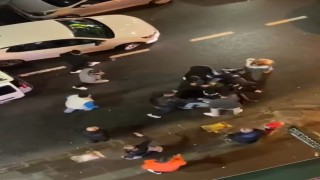 Küçükçekmecede yol vermeme kavgası kameraya yansıdı