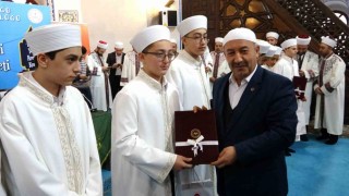 Kütahyada 264 öğrenci hafızlık eğitimini tamamladı