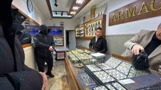 Kuyumcu soygunu tatbikatı gerçeği aratmadı