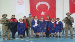 Lise öğrencilerine jandarma birimleri tanıtıldı