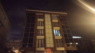 Maltepede cinnet getiren şahsı polis etkisiz hale getirdi