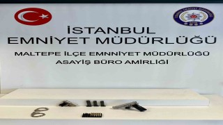 Maltepede tartıştığı kişileri silahla tehdit eden şahıs yakalandı