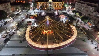 Manisa ışıl ışıl caddeleriyle yeni yıla hazır