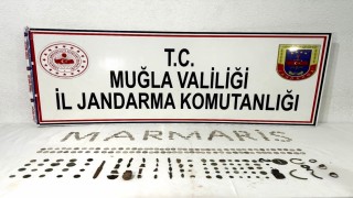 Marmariste tarihi eser kaçakçıları jandarmaya yakalandı