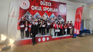 Masa tenisi yıldızlar şampiyonları belli oldu